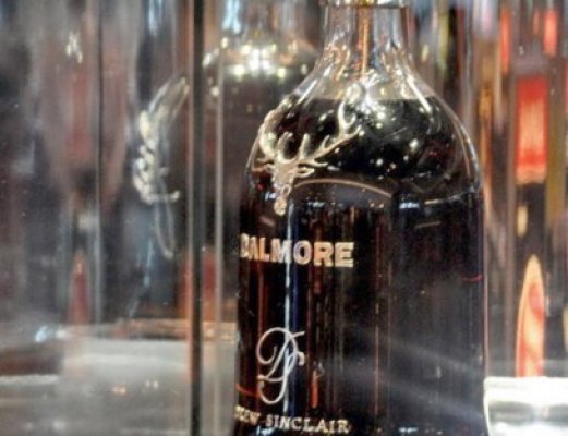 A furat o sticlă de whiskey, dar nu s-a bucurat de ea